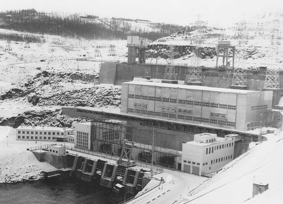 Общий вид Вилюйской ГЭС